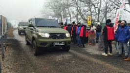 По Лачинской дороге в обоих направлениях проехали автоколонны РМК (ФОТО)
