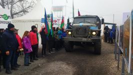 По Лачинской дороге проехали еще 4 автомобиля миротворцев (ФОТО)