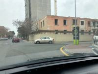 В одном из районов Баку сносится непригодный для проживания дом (ФОТО)
