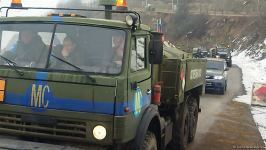 По Лачинской дороге проехали три автомобиля снабжения РМК (ФОТО)
