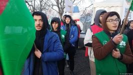 Акция азербайджанских экоактивистов на Лачинской дороге продолжается (ФОТО)