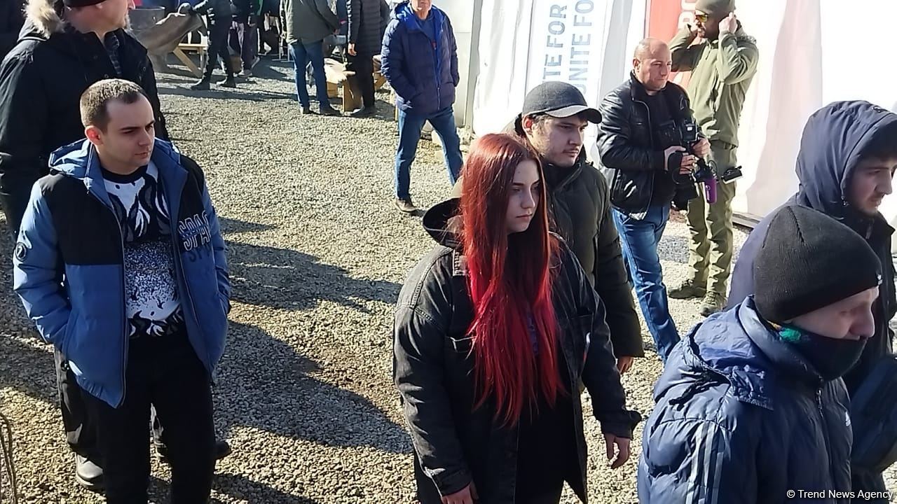 К экоактивистам на Лачинской дороге присоединились члены Русской общины Азербайджана и Ассоциации русской молодежи (ФОТО)