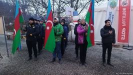 Акция азербайджанских экоактивистов на Лачинской дороге продолжается (ФОТО)