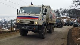 Six supply vehicles of Russian peacekeepers pass freely along Azerbaijan's Lachin-Khankendi road (PHOTO)