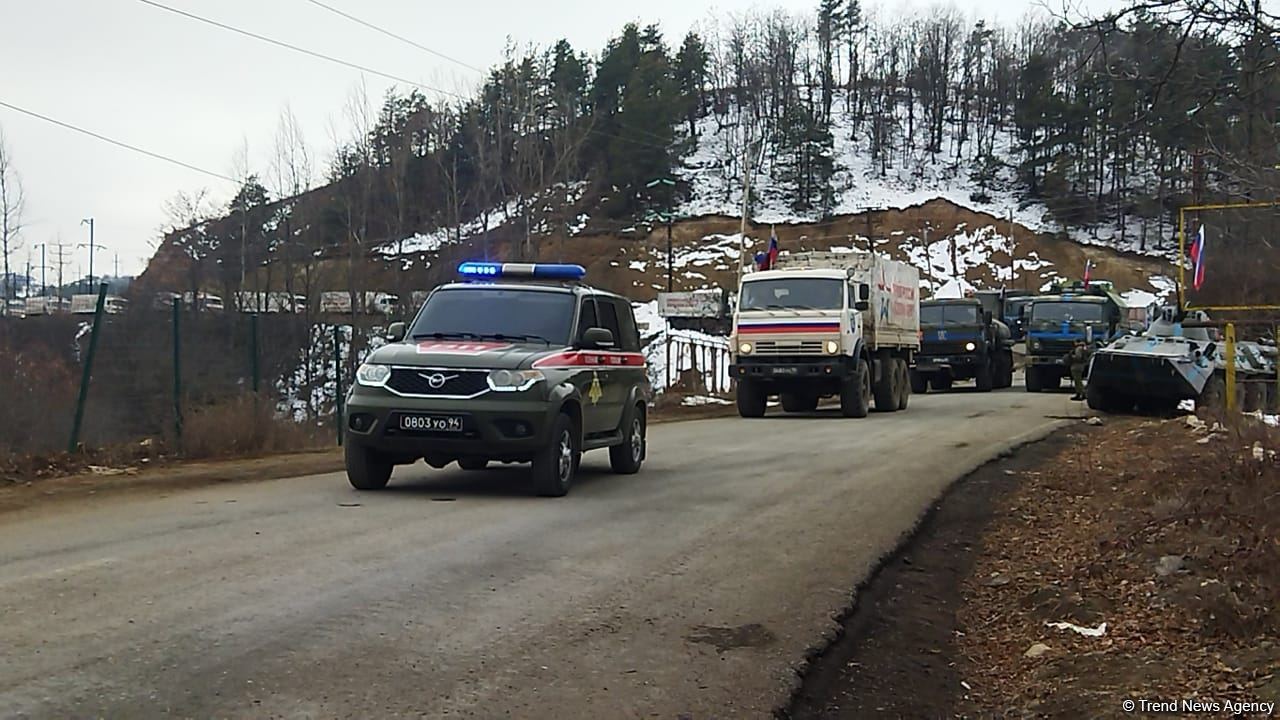 По Лачинской дороге проехала автоколонна из 19 машин РМК (ФОТО)
