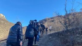 Началась поездка группы международных путешественников из двенадцати стран в Карабах и Восточный Зангезур (ФОТО)