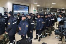 По поручению Президента Азербайджана в Турцию отправились силы быстрого реагирования МЧС (ФОТО)