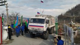 По Лачинской дороге беспрепятственно проехали 9 автомашин миротворцев (ФОТО)