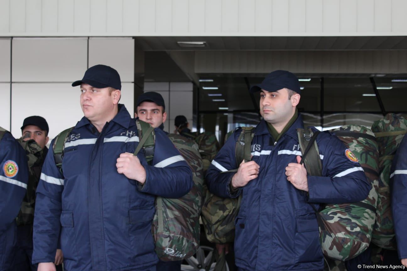 По поручению Президента Азербайджана в Турцию отправились силы быстрого реагирования МЧС (ФОТО)