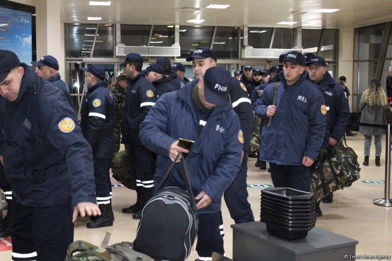 По поручению Президента Азербайджана в Турцию отправились силы быстрого реагирования МЧС (ФОТО)
