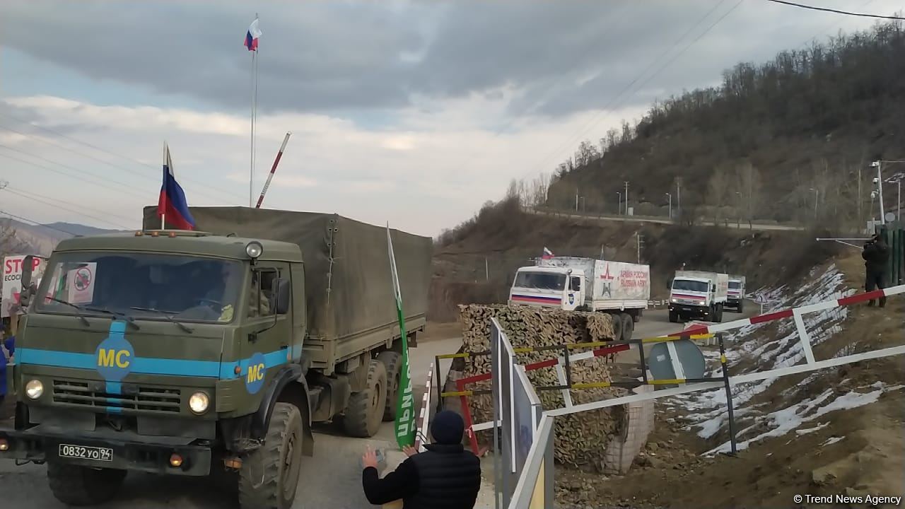 По Лачинской дороге беспрепятственно проехали 20 транспортных средств РМК (ФОТО)