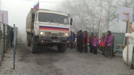 По Лачинской дороге беспрепятственно проехали 26 транспортных средств миротворцев (ФОТО)