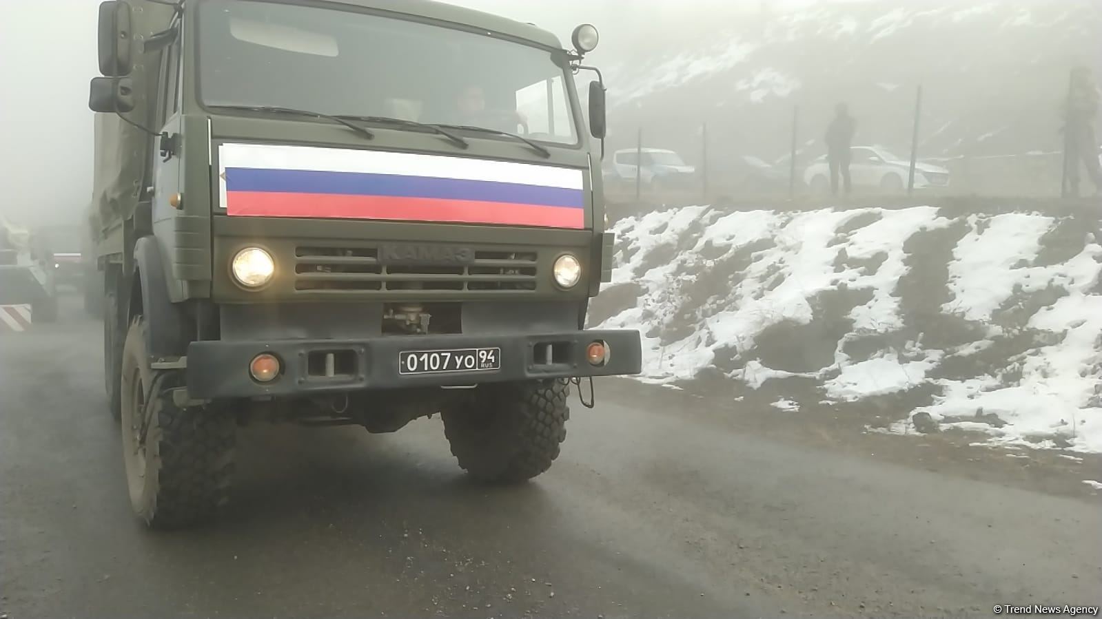 По Лачинской дороге беспрепятственно проехали 14 транспортных средств РМК (ФОТО)