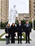 Президент Ильхам Алиев принял участие в открытии памятника выдающемуся композитору Тофику Кулиеву в Баку (ФОТО)