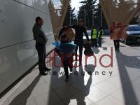 В Баку нескончаемый поток людей оказывает помощь братской Турции - репортаж (ВИДЕО, ФОТО)