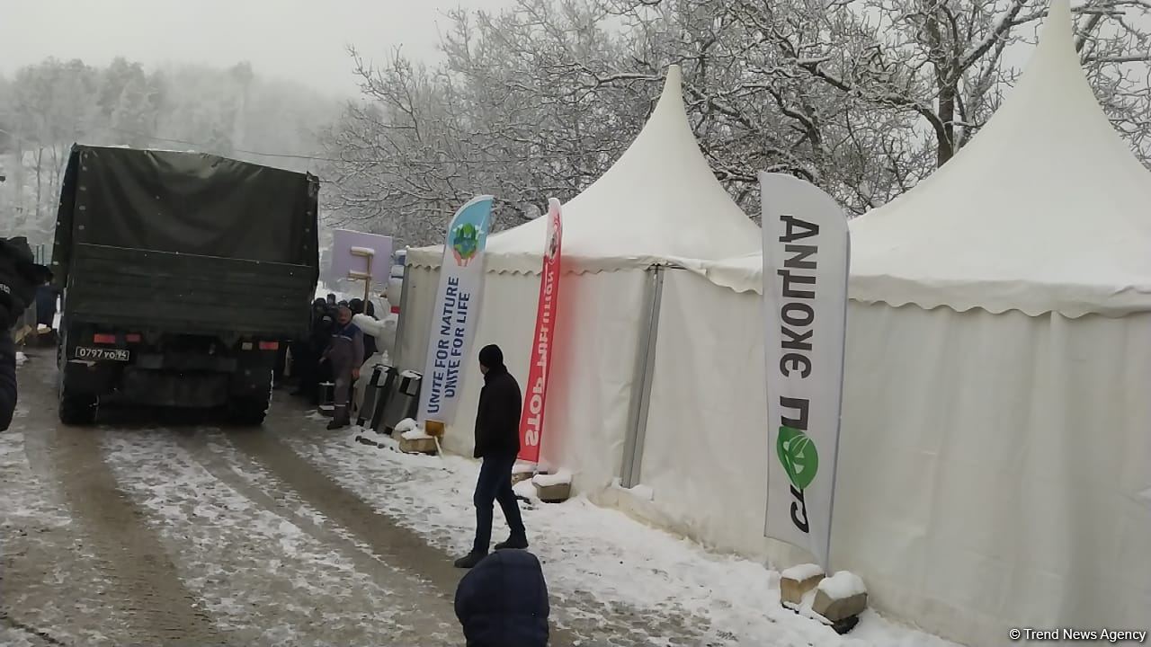 More vehicles of Russian peacekeepers pass freely along Azerbaijan's Lachin-Khankendi road (PHOTO)