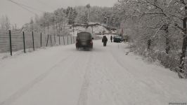 One more vehicle of Russian peacekeepers passes freely along Azerbaijan's Lachin-Khankendi road (PHOTO)