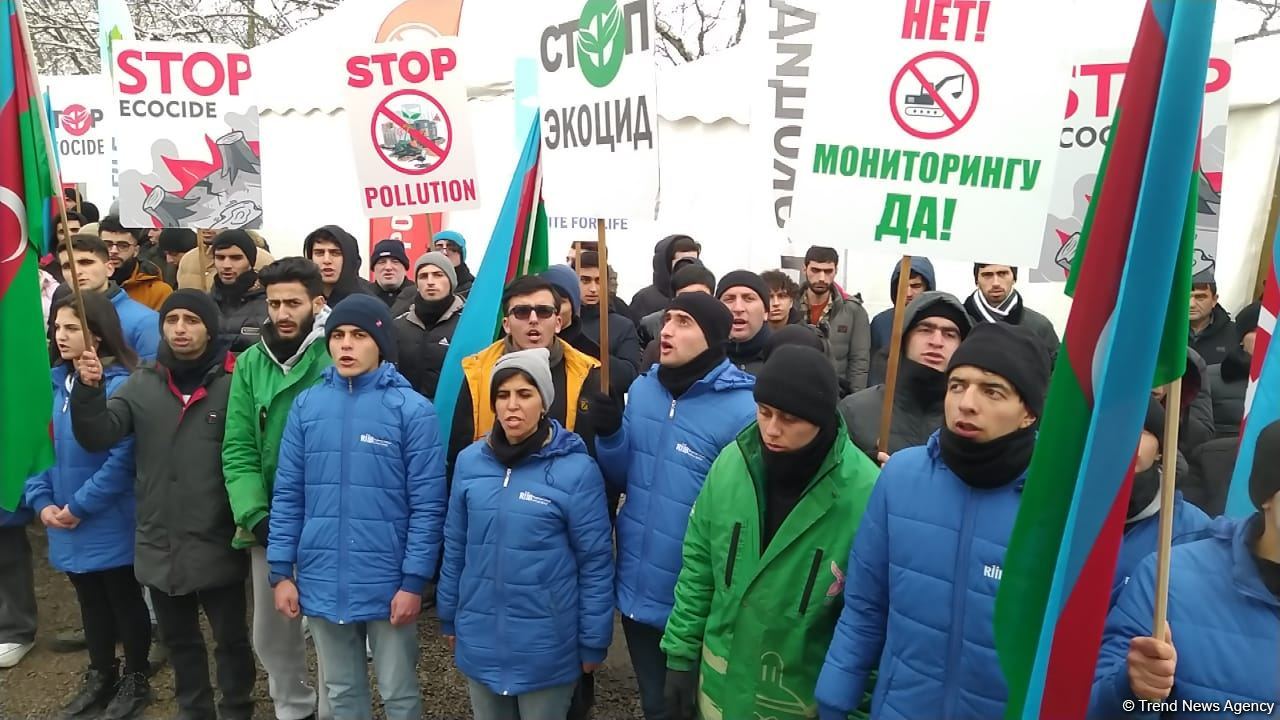 Наблюдается оживление на акции на дороге Лачин-Ханкенди (ФОТО/ВИДЕО)