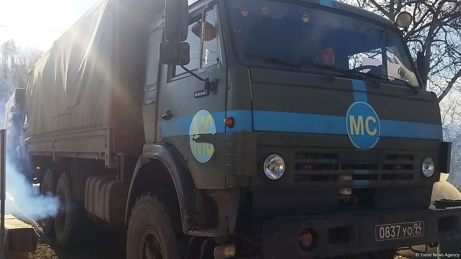 По Лачинской дороге беспрепятственно проехали еще 15 автомобилей российских миротворцев (ФОТО)