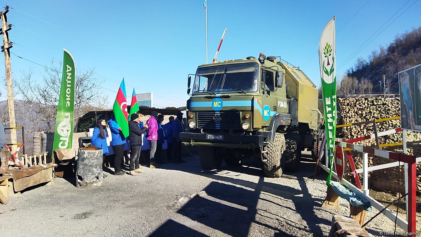 More vehicles of Russian peacekeepers move along Azerbaijan's Lachin-Khankendi road (PHOTO)