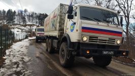 More than dozen vehicles of Russian peacekeepers pass freely along Azerbaijan's Lachin-Khankendi road (PHOTO)