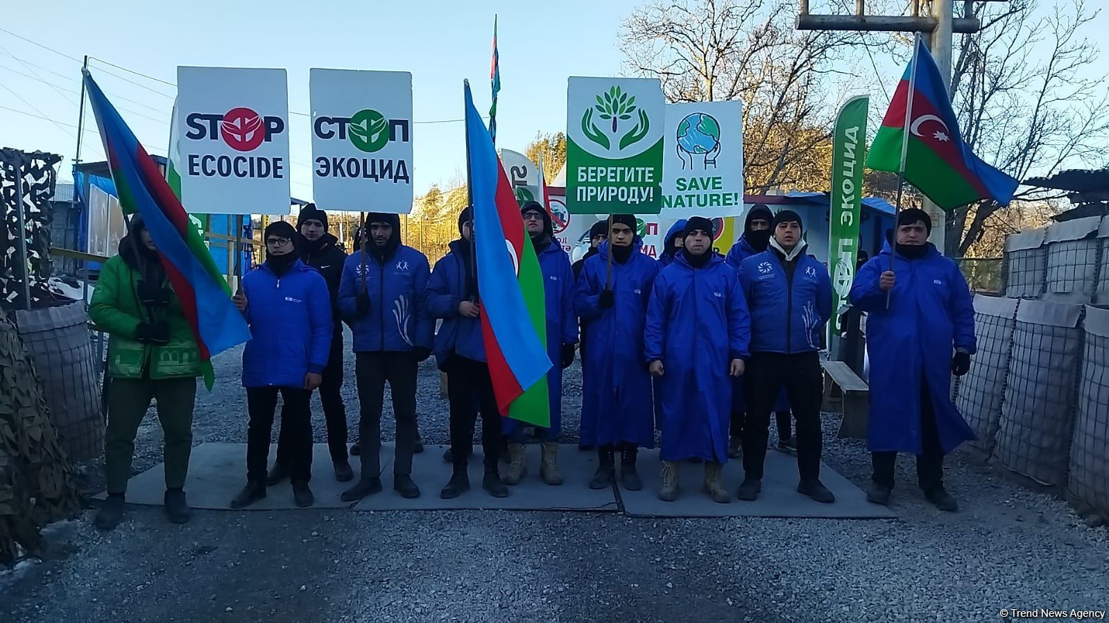 Peaceful protest of Azerbaijani eco-activists continues on Lachin-Khankendi road (PHOTO)