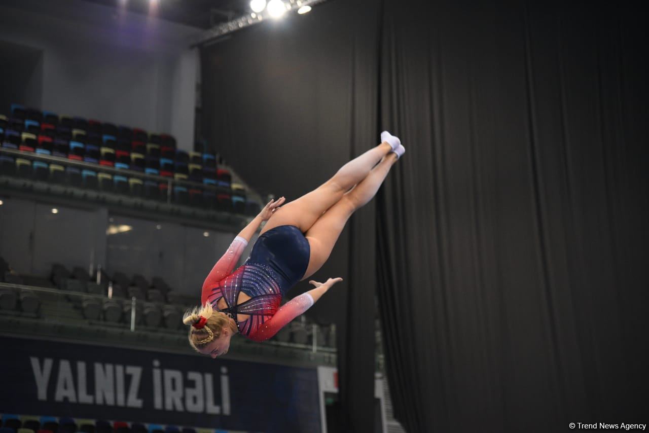 Amazing somersaults and twists - best moments from first day of Trampoline World Cup in Baku (PHOTO)