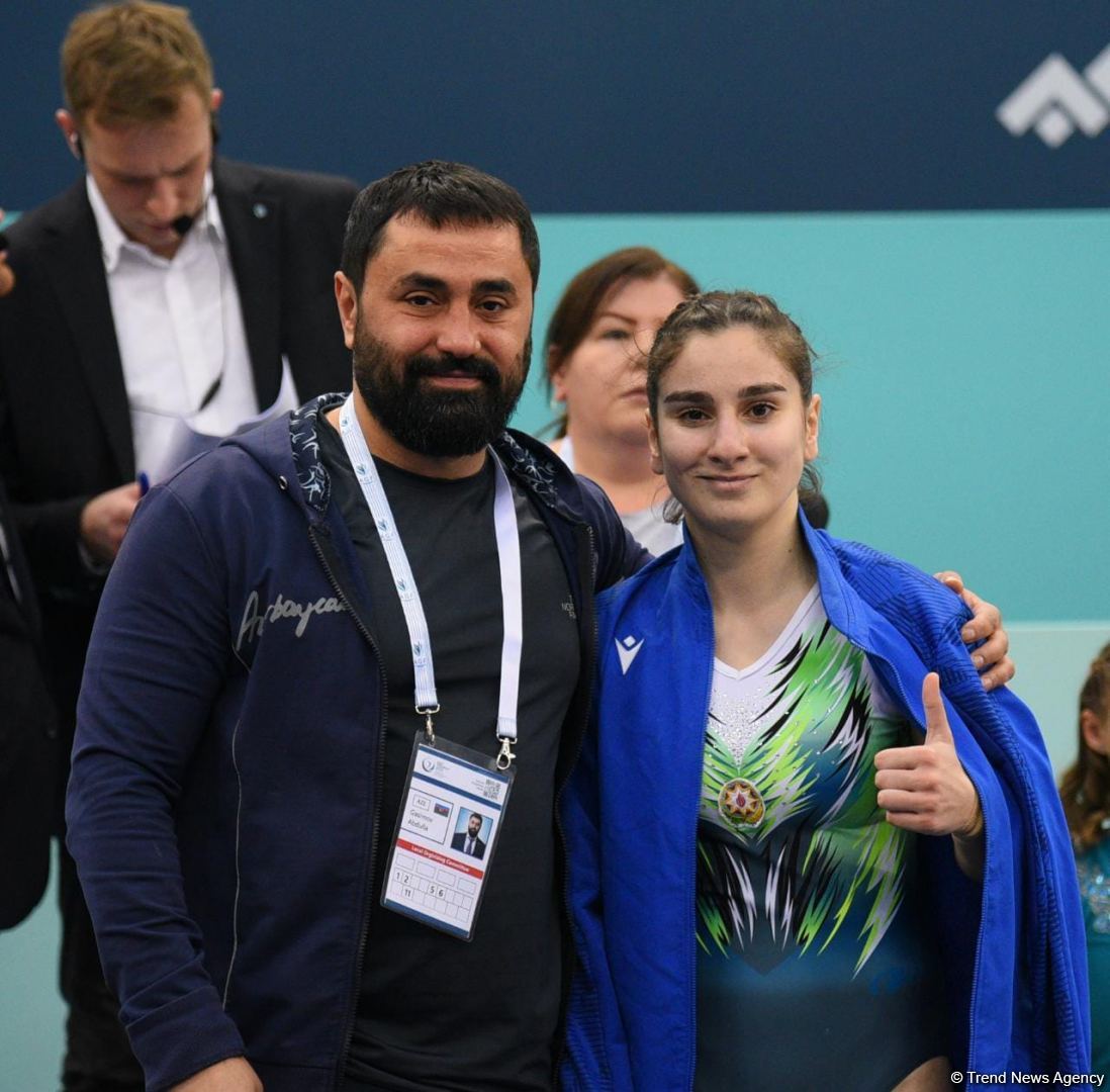 Сельджан Махсудова прошла в финал Кубка мира по прыжкам на батуте в Баку (ФОТО)