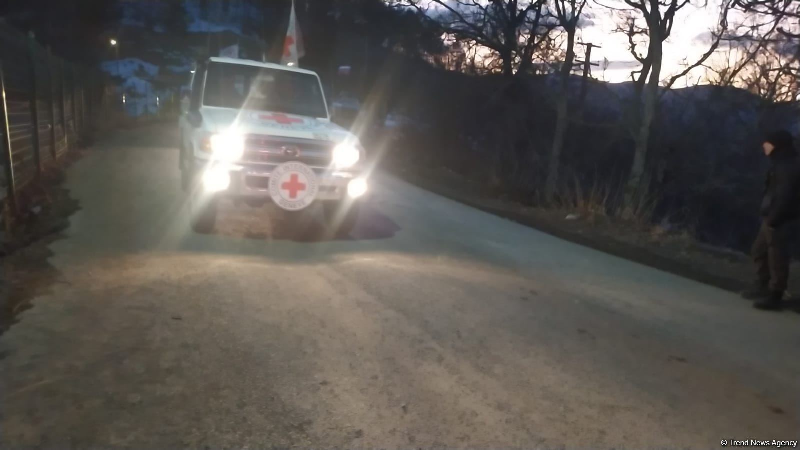 ICRC convoy passes freely along Azerbaijan's Lachin-Khankendi road (PHOTO)