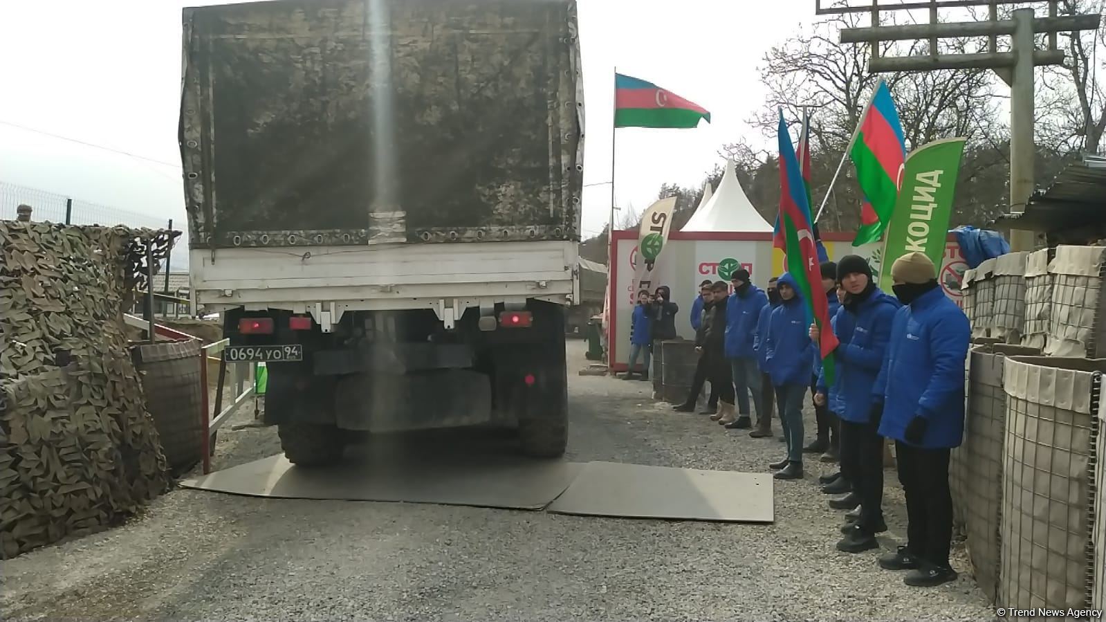 Convoy of Russian peacekeepers moves freely along Azerbaijan's Lachin-Khankendi road (PHOTO)
