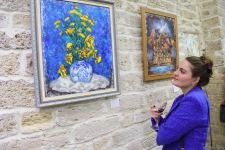 Удивительная герань… Украинка с бакинским акцентом Юлия Тарасенко – экспозиция благодарности Азербайджану (ФОТО)