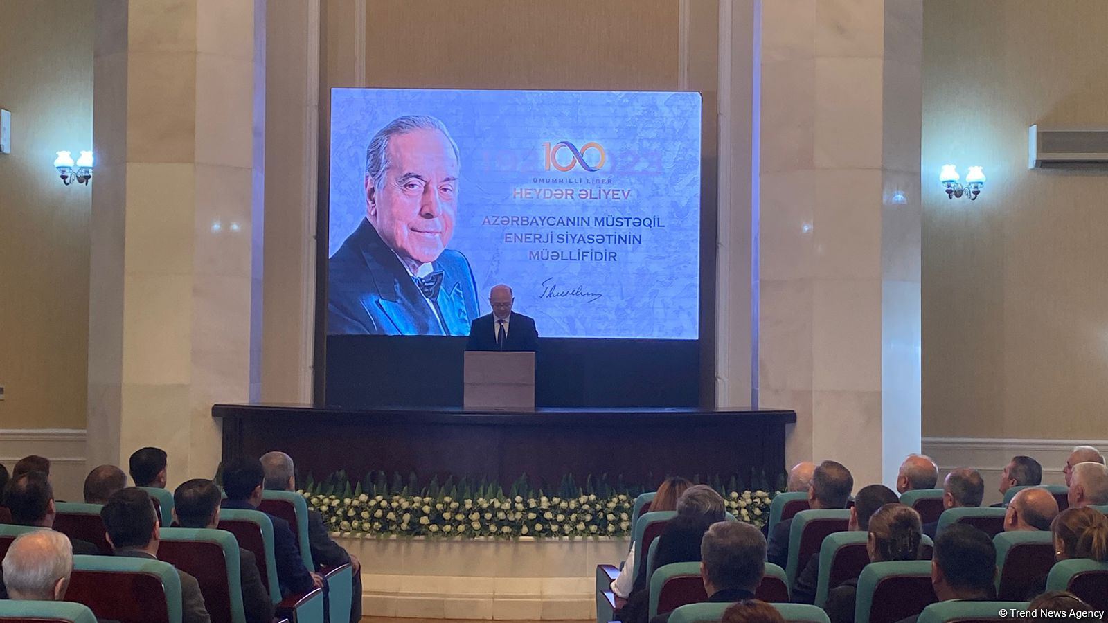 Azerbaijan to further expand energy links between Caspian, Mediterranean seas