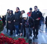 Азербайджанский народ чтит память жертв Ходжалинского геноцида (ФОТО)