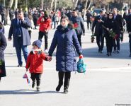 Азербайджанский народ чтит память жертв Ходжалинского геноцида (ФОТО)