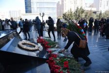 Азербайджанский народ чтит память жертв Ходжалинского геноцида (ФОТО)