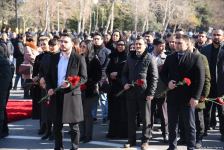 Азербайджанский народ чтит память жертв Ходжалинского геноцида (ФОТО)