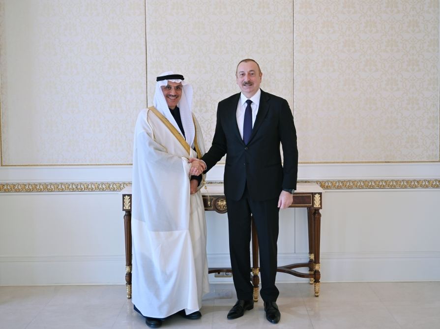 President Ilham Aliyev receives President of Islamic Development Bank Group (PHOTO/VIDEO)