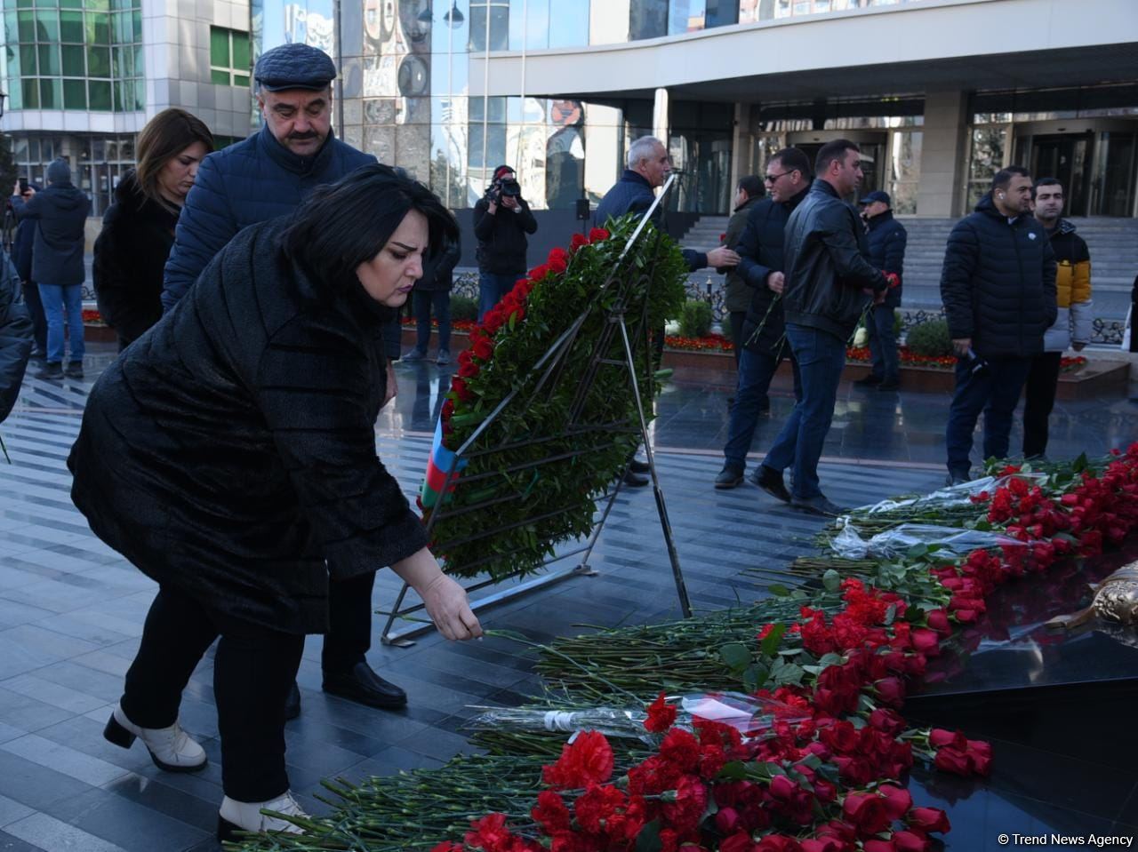 Азербайджанский народ чтит память жертв Ходжалинского геноцида (ФОТО)