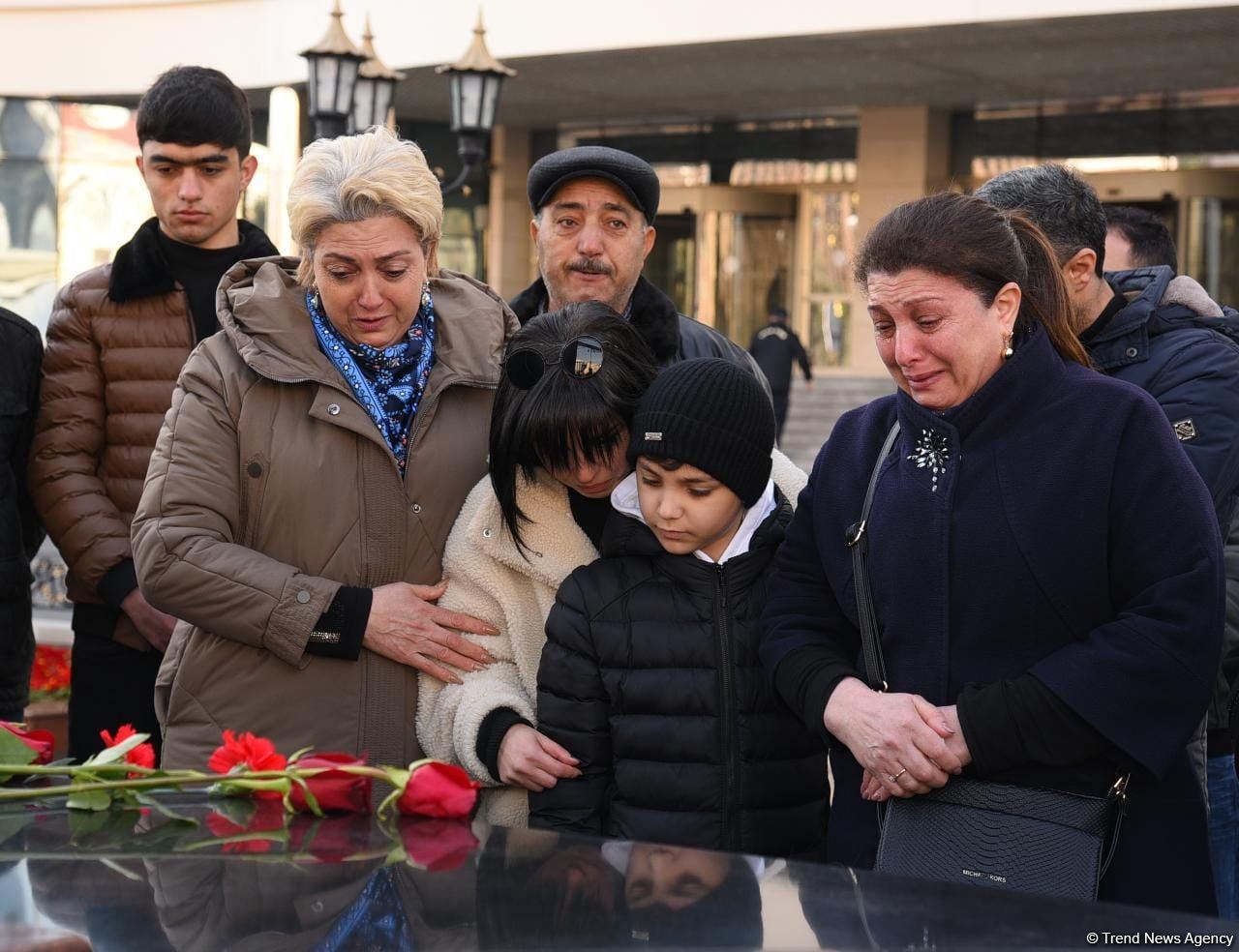 Азербайджанский народ чтит память жертв Ходжалинского геноцида (ФОТО)