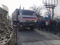 Another convoy of Russian peacekeepers pass freely along Azerbaijan's Lachin-Khankendi road (PHOTO)