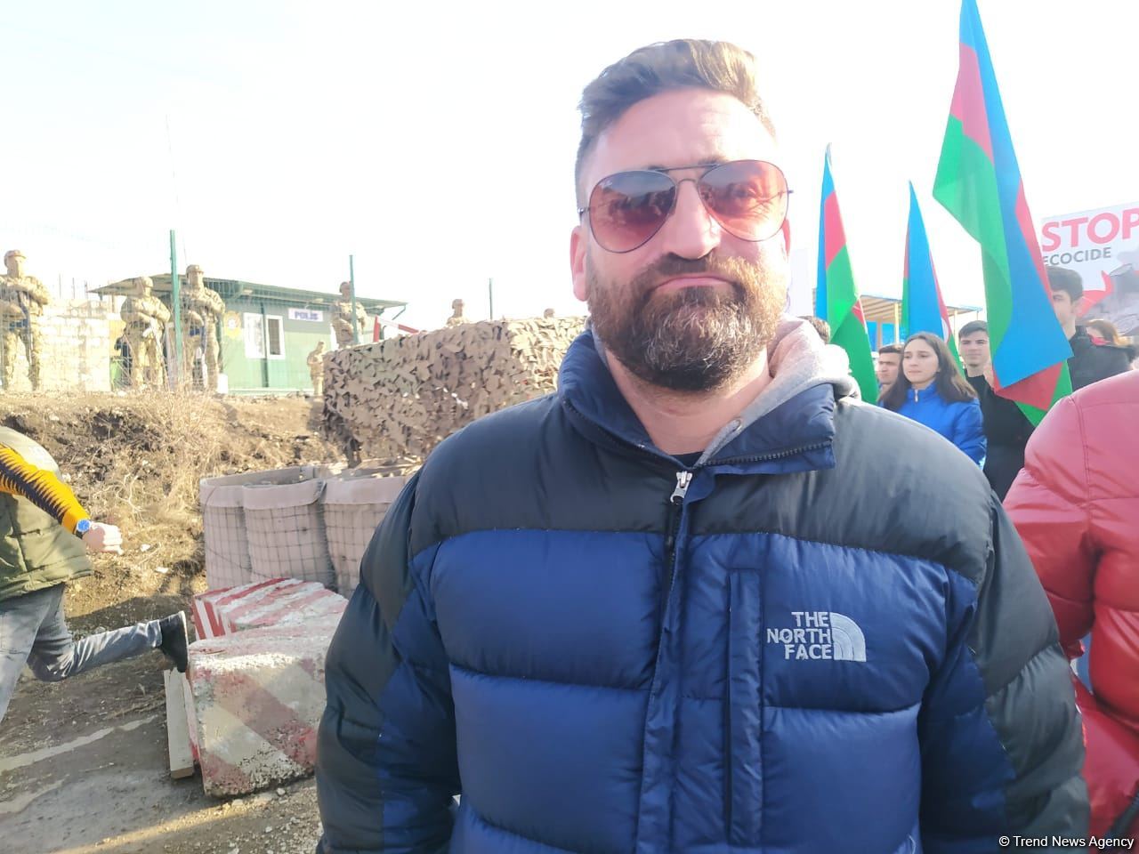 Journalist from Spain observes peaceful protest on Azerbaijan's Lachin-Khankendi road