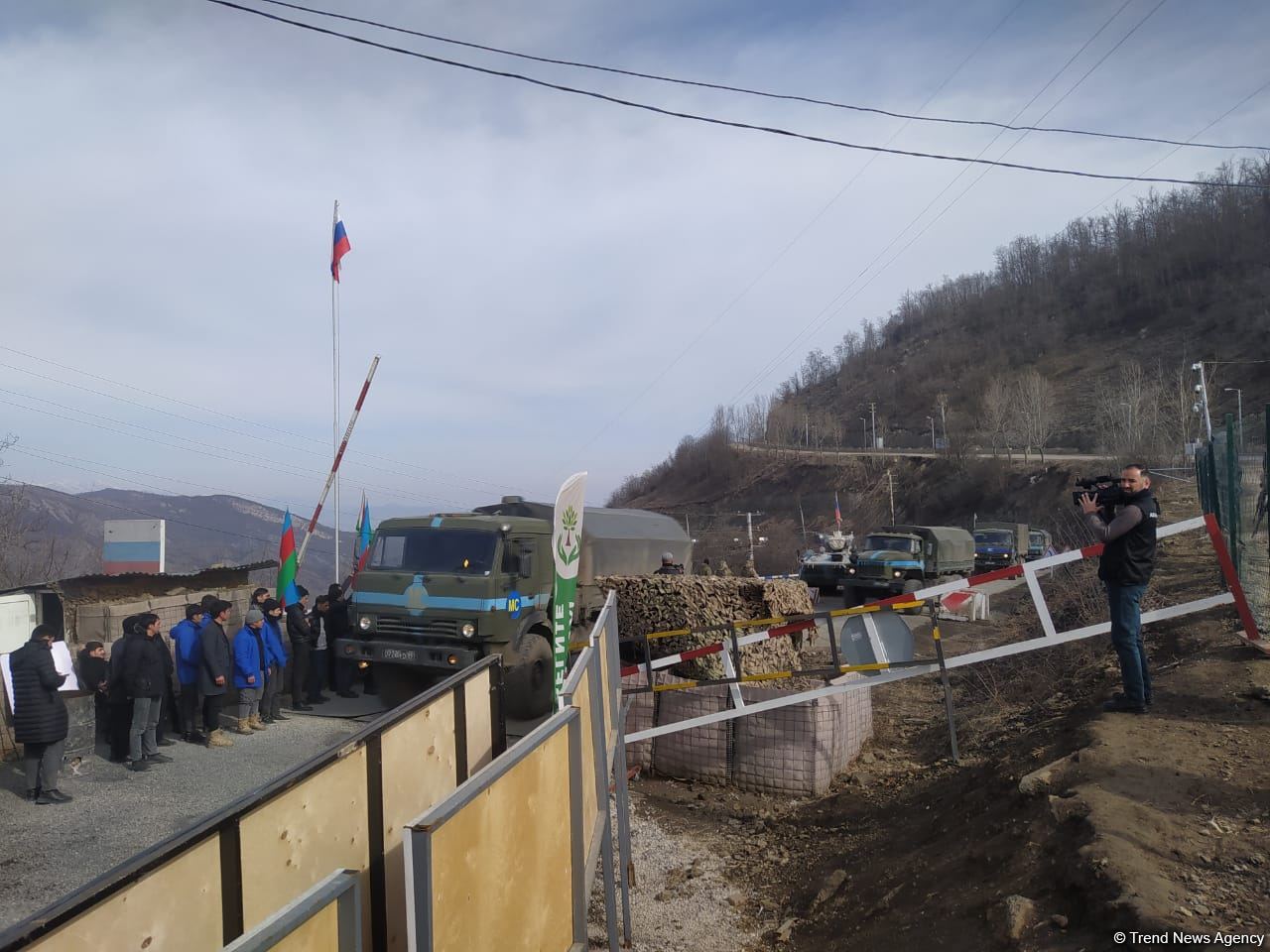 Big convoy of Russian peacekeepers moves freely along Azerbaijan's Lachin-Khankendi road (PHOTO)