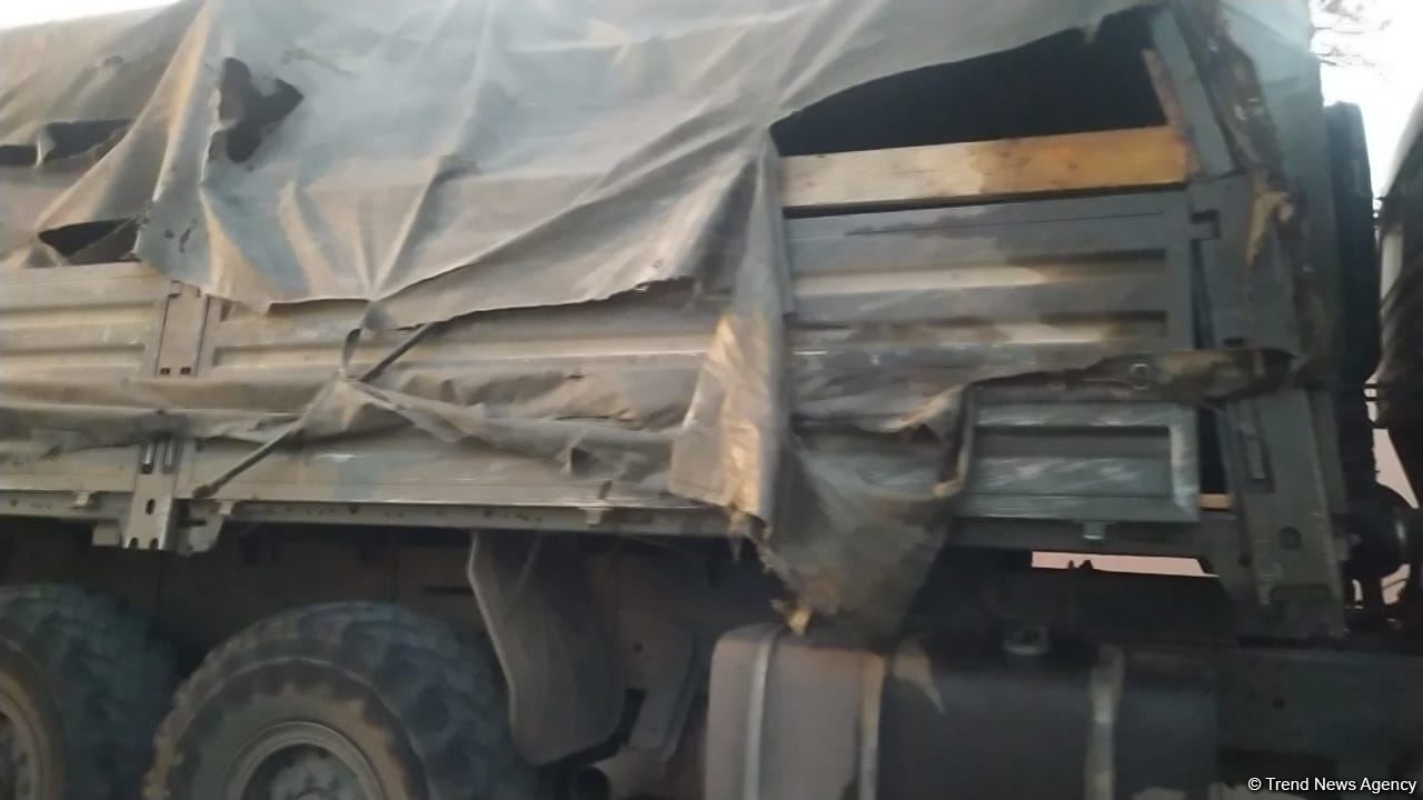 Convoy of Russian peacekeepers passes freely along Azerbaijan's Lachin-Khankendi road (PHOTO)