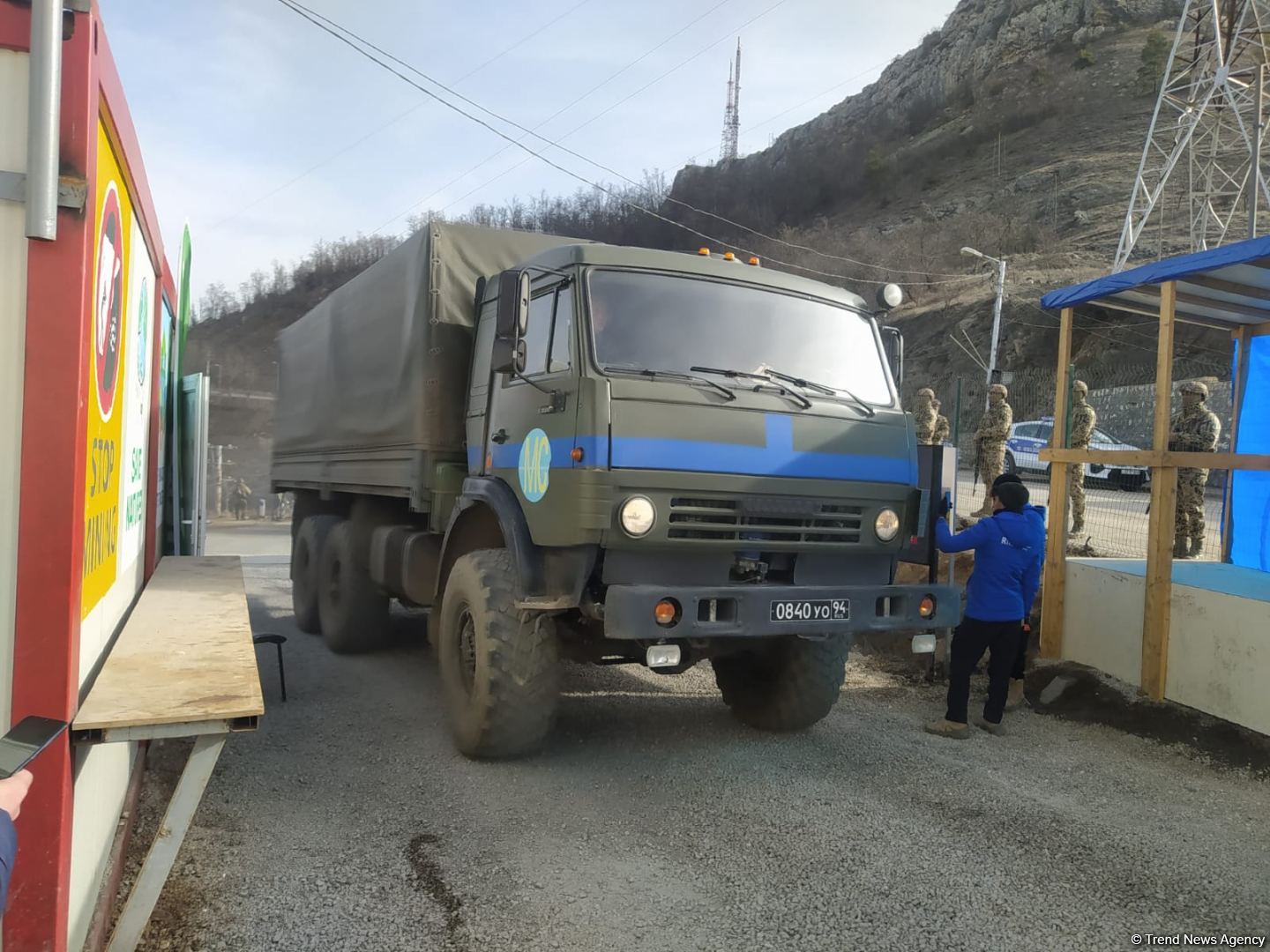 Convoy of Russian peacekeepers passes freely along Azerbaijan's Lachin-Khankendi road (PHOTO)