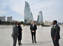 President Ilham Aliyev hosts reception in honor of participants of NAM Contact Group Summit (PHOTO/VIDEO)