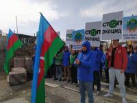 Azerbaijani eco-activists continue holding peaceful protest on Lachin-Khankendi road (PHOTO)