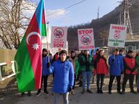 Azerbaijani eco-activists continue peaceful protest on Lachin-Khankendi road (PHOTO)