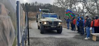 More vehicles of Russian peacekeepers move freely along Azerbaijan's Lachin-Khankendi road (PHOTO)