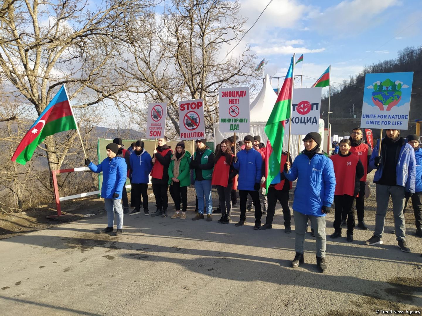 Azerbaijani eco-activists continue peaceful protest on Lachin-Khankendi road (PHOTO)