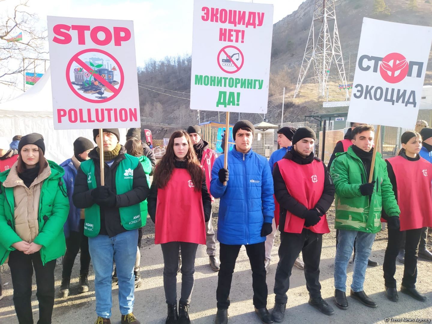 Azerbaijani eco-activists continue peaceful protest on Lachin-Khankendi road (PHOTO)